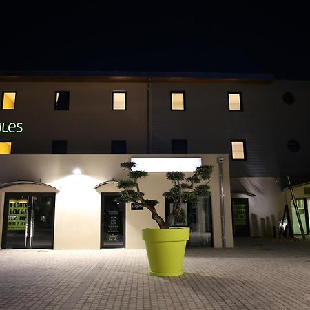 Ibis Styles Villeneuve Sur Lot Buitenkant foto